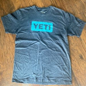 Men’s Yeti tee